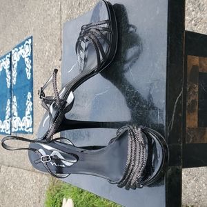 Black Stappy Small with Silver accent